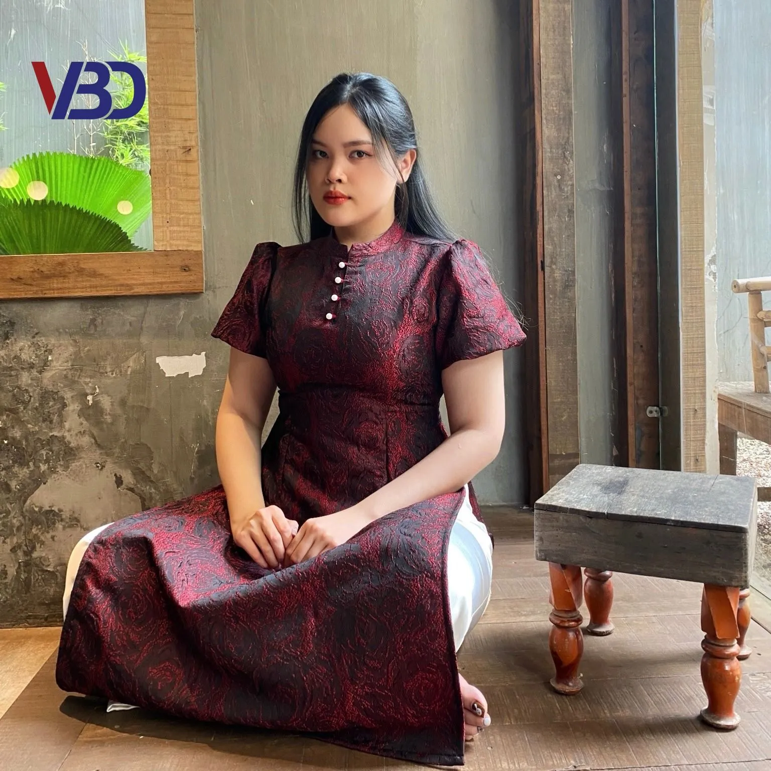 Minh họa cách chọn áo dài big size vừa vặn, tôn lên vẻ đẹp thanh lịch cho người mặc
