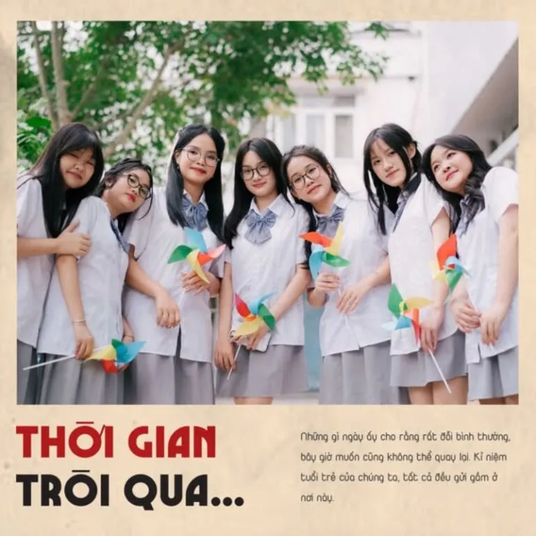 Ảnh tập thể học sinh trung học vui vẻ trong buổi chụp kỷ yếu, minh họa tầm quan trọng của cap kỷ yếu giúp truyền tải cảm xúc