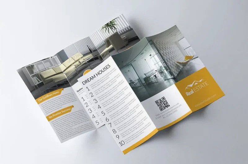 Mẫu brochure vượt khung