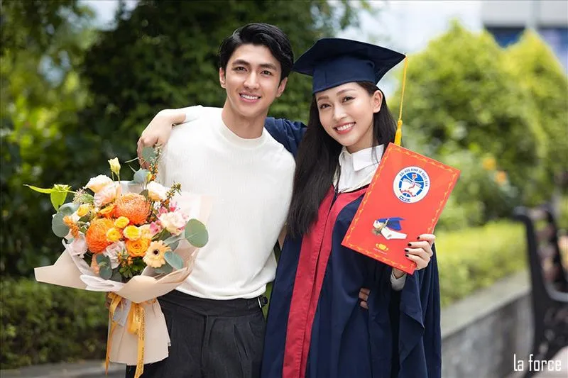 Mix đồ chụp ảnh kỷ yếu với người yêu