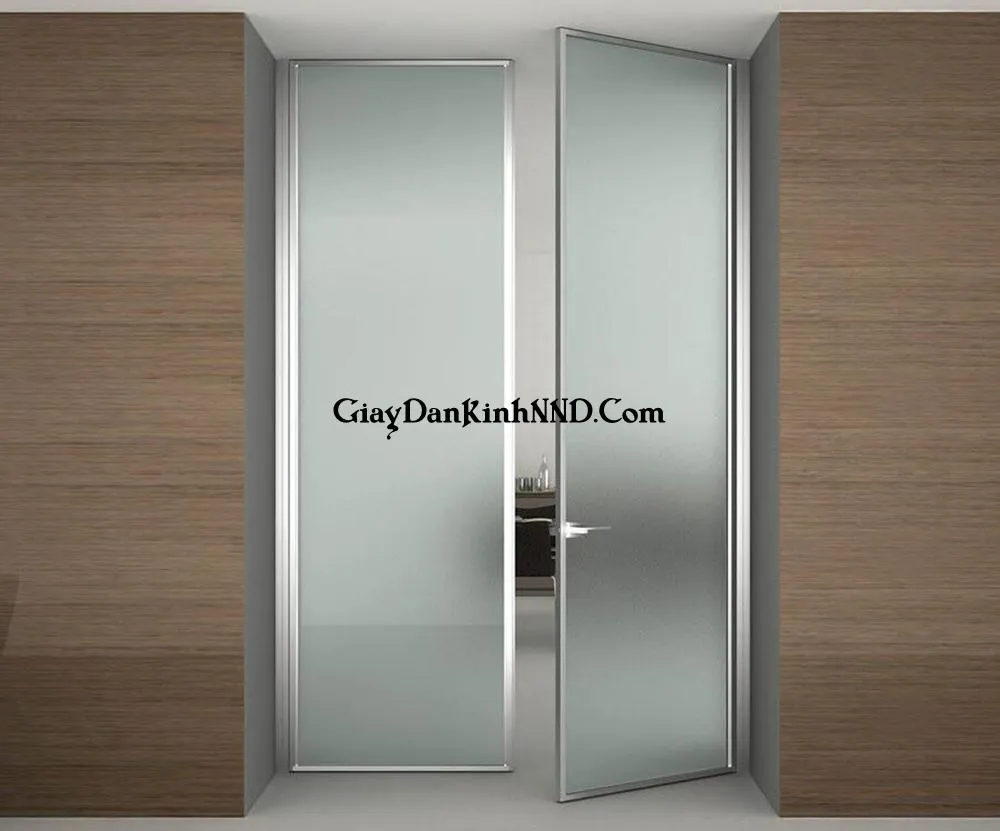 Giấy decal dán kính mờ dán cho cửa ngăn phòng nhà ở.