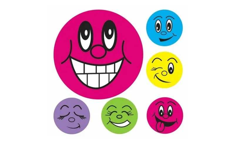 mẫu sticker mặt cười màu tím mắt hình trái tim và biểu cảm ngộ nghĩnh