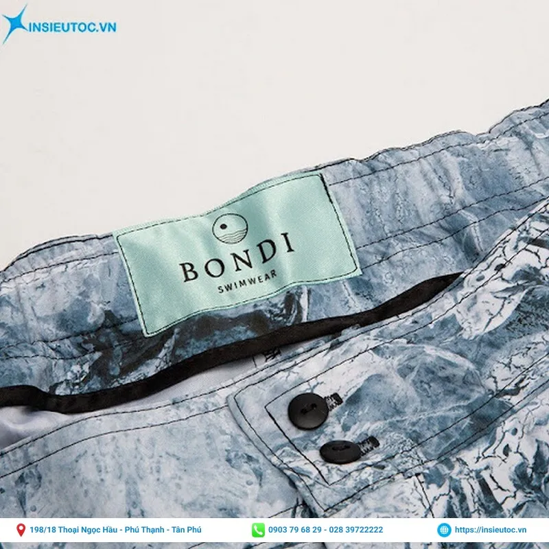 Mác đính trên quần jeans