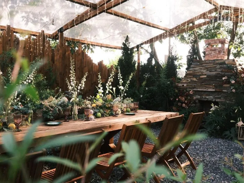 Bối cảnh tại phim trường Santorini Park cực kỳ đa dạng, phù hợp nhiều concept chụp ảnh