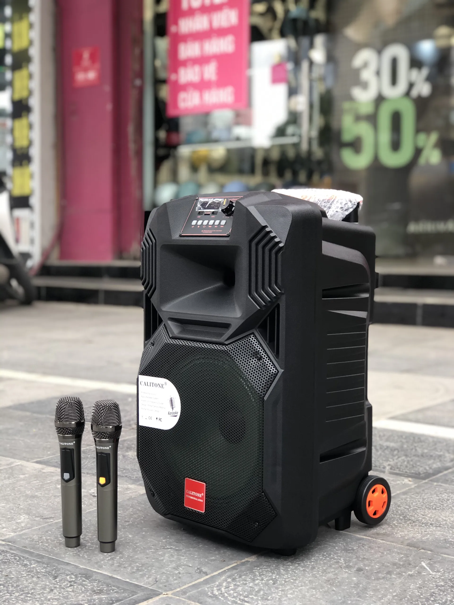 Loa kéo công suất 1500W cho dàn karaoke chuyên nghiệp