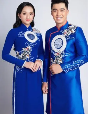 Áo dài cặp màu xanh hình cá chép