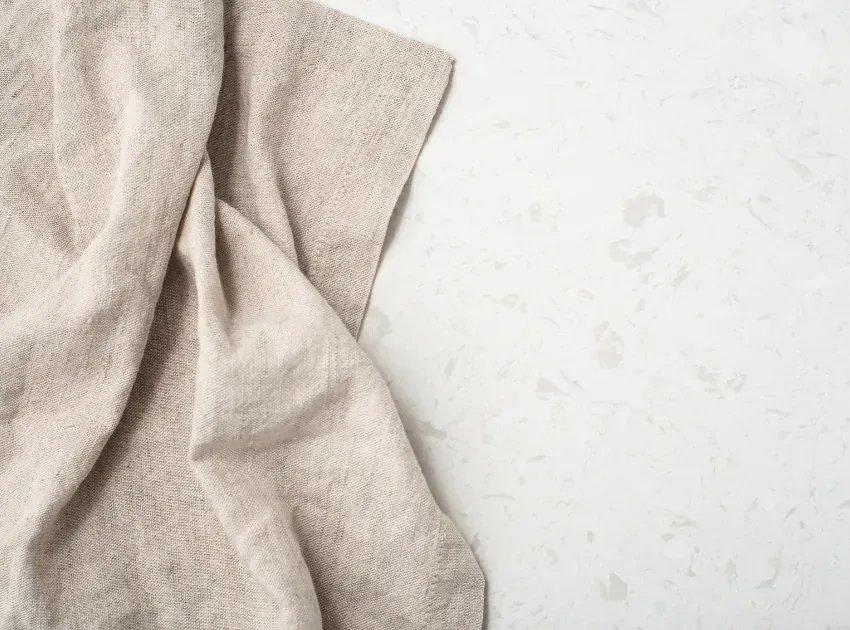 Tấm vải linen màu kem, chất liệu vải lanh thoáng khí, phù hợp cho trang phục mùa hè