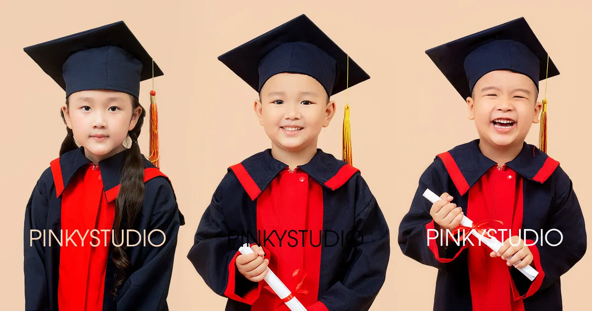 Bé mầm non mặc áo cử nhân chụp ảnh tốt nghiệp studio