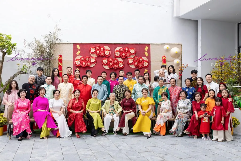 Chụp ảnh đại gia đình tại nhà ở TP.HCM