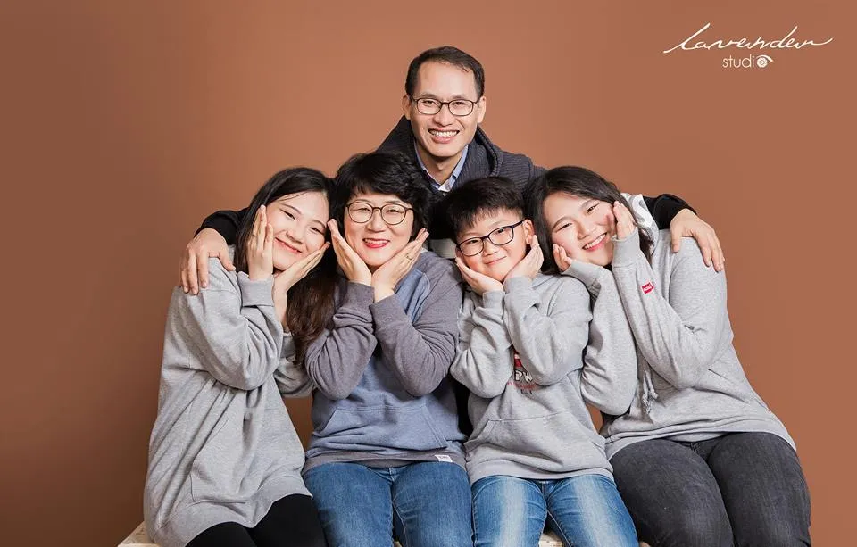 Không gian chụp ảnh gia đình chuyên nghiệp tại Lavender Studio