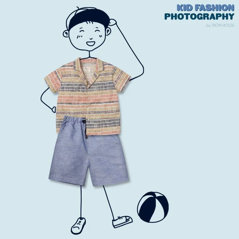 Hình ảnh thời trang chụp flatlay bộ quần áo nữ