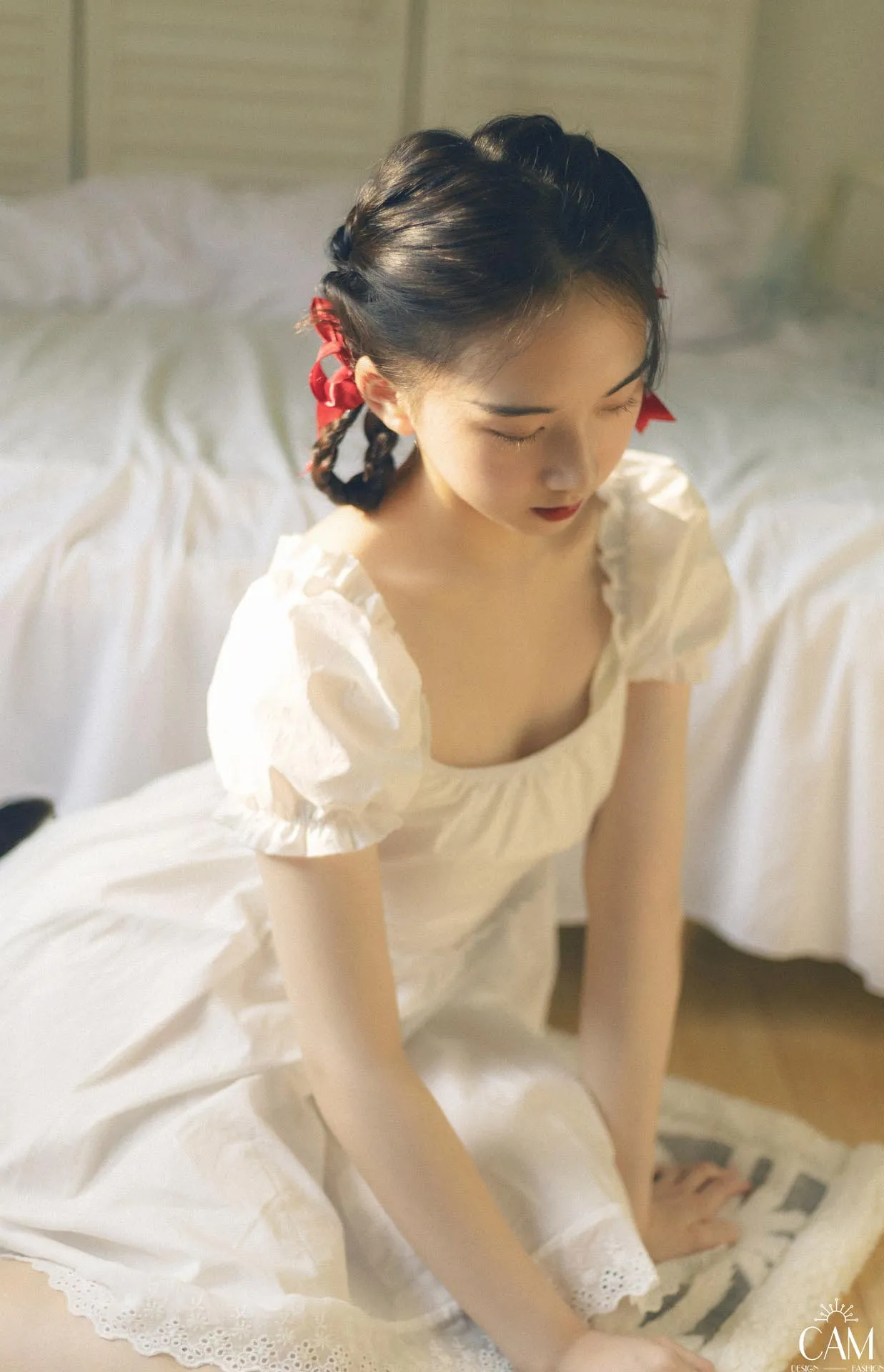 Ý tưởng chụp sinh nhật tại nhà cùng hoa