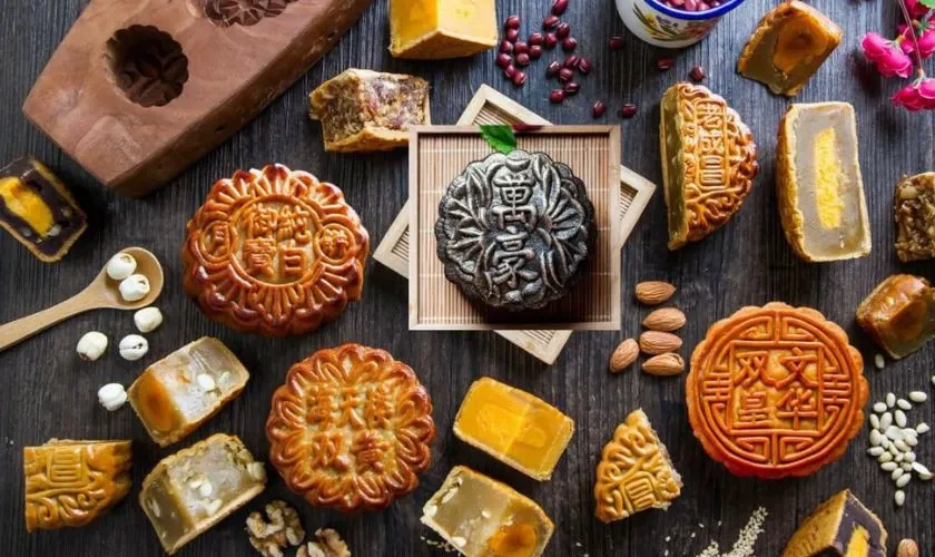 Hình ảnh bánh Trung Thu truyền thống nhân thập cẩm