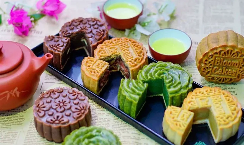 Cận cảnh những chiếc bánh Trung Thu đẹp mắt và hấp dẫn