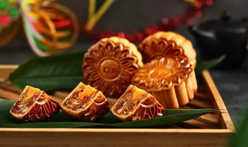 Bánh Trung Thu, món quà tặng phổ biến và truyền thống
