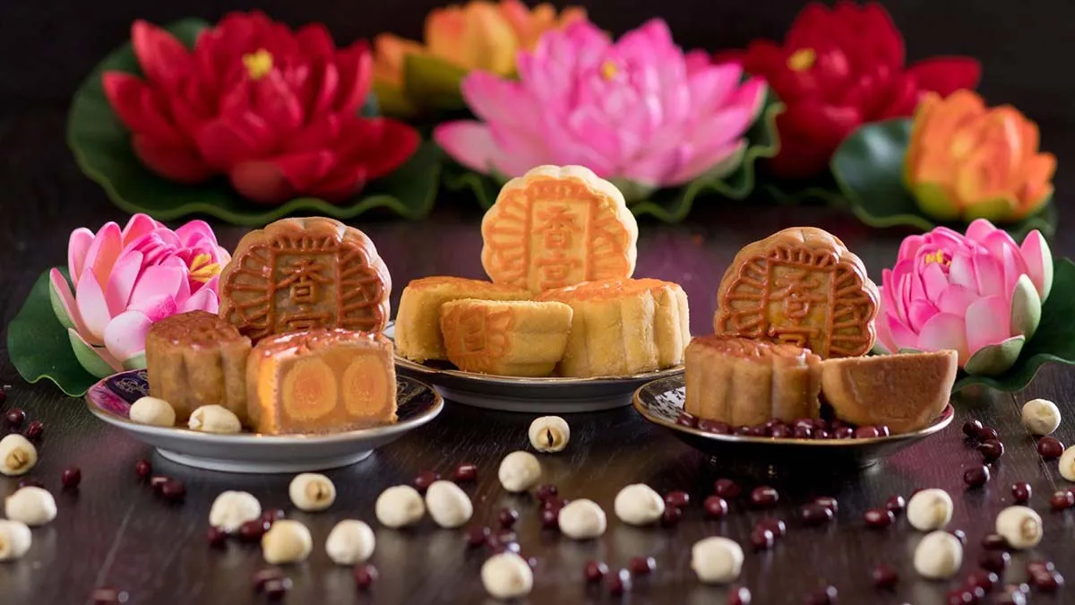 Bánh Trung thu hình mặt trăng