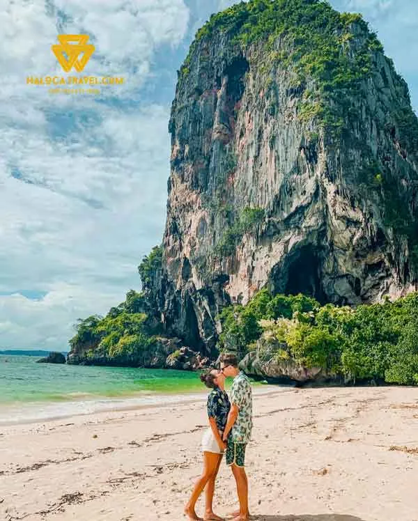 Kiểu tạo dáng ngọt ngào cho cặp vợ chồng