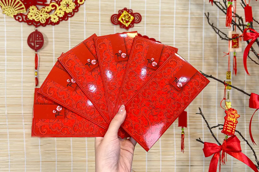 Vỏ bao lì xì 3D TAYTA Tết 2025 chất liệu giấy cao cấp dày dặn với họa tiết Cung Đình Huế