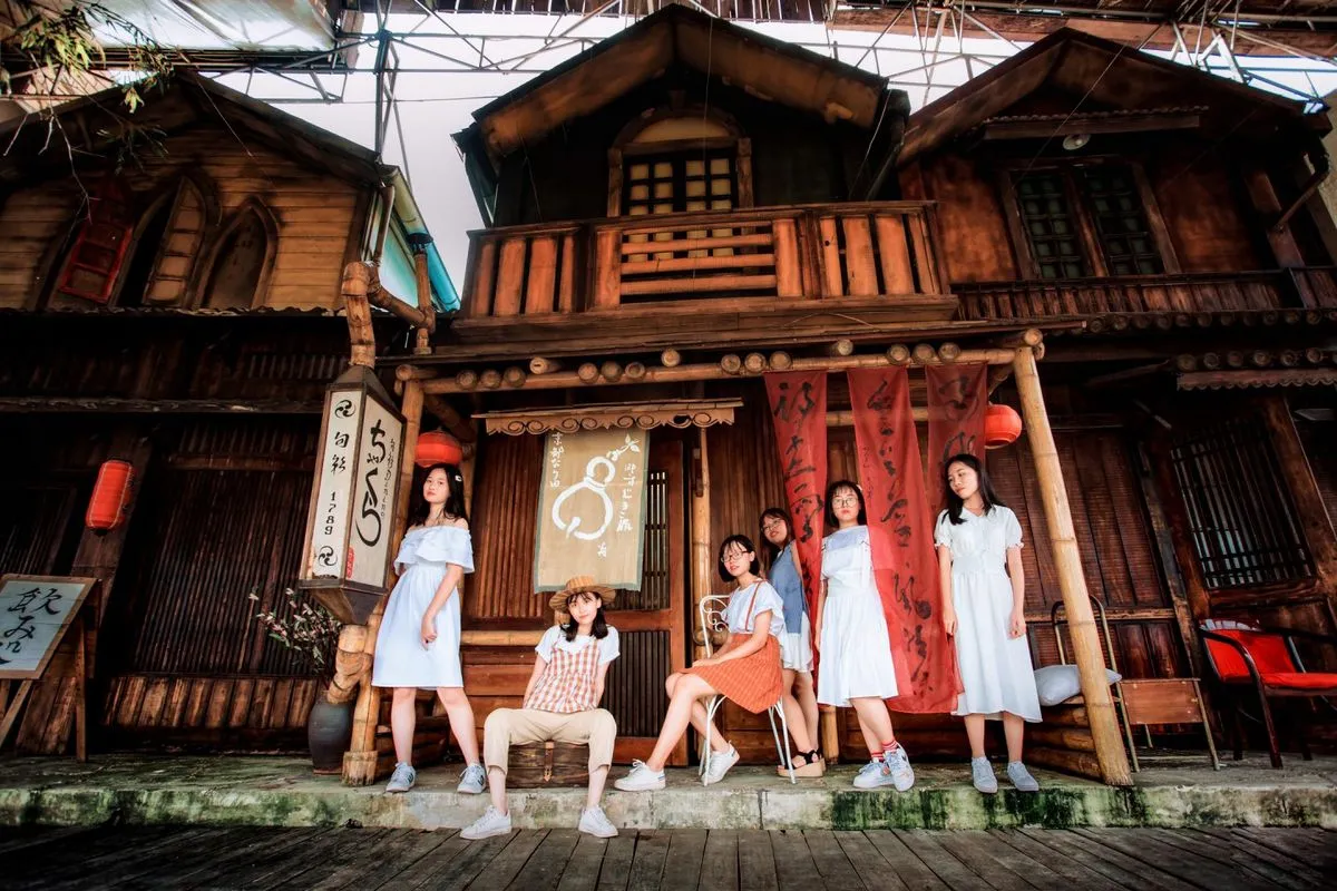 Làng cổ Shirakawago tại phim trường Smiley Ville mang đậm nét văn hóa Nhật Bản
