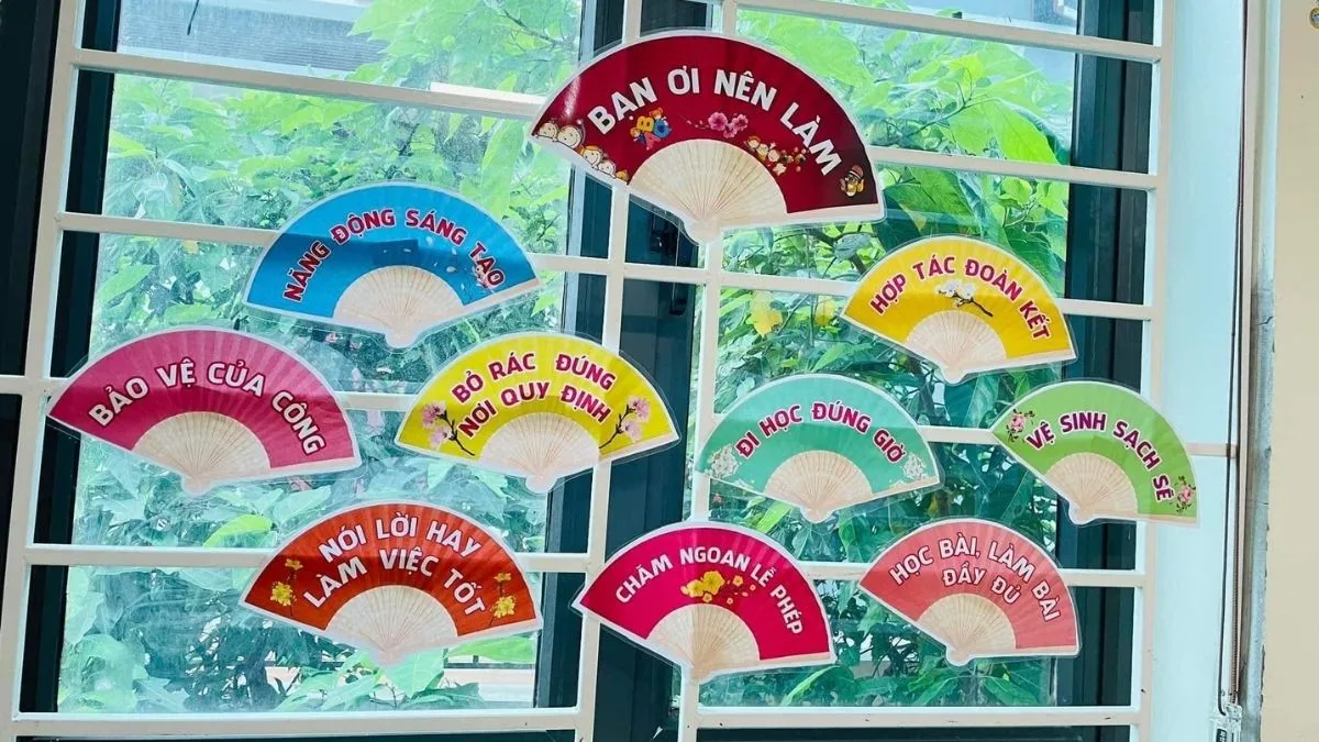 Trang trí lớp học tiểu học đẹp nhất cho lớp 2