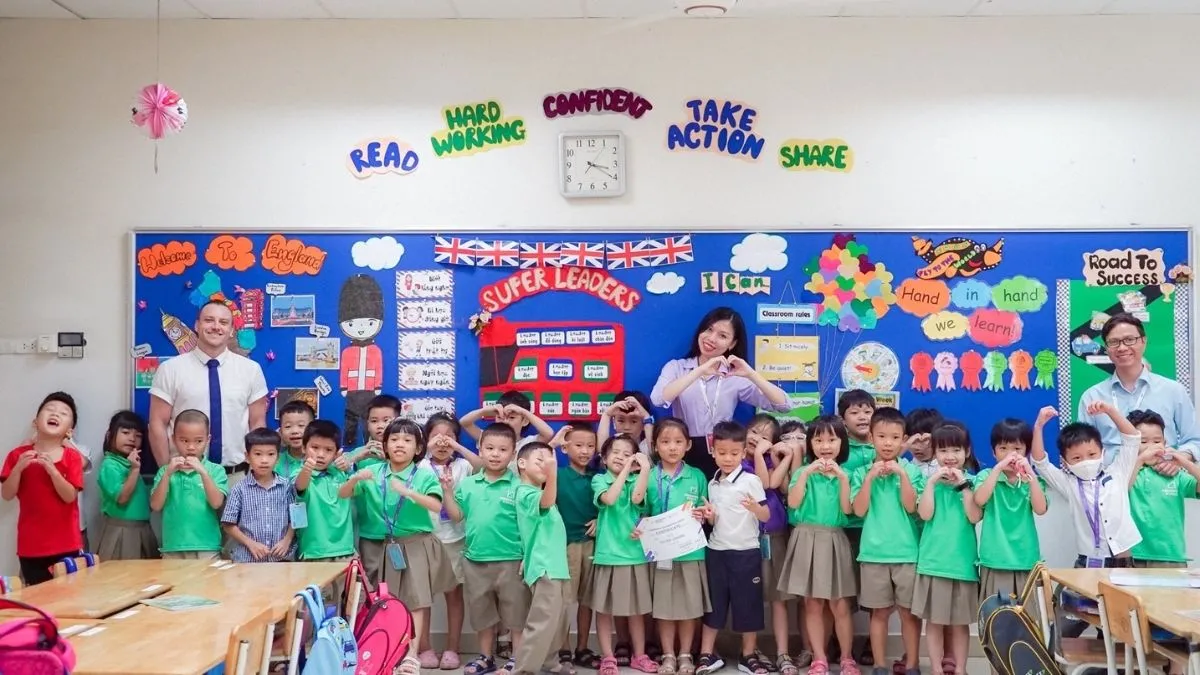 Trang trí lớp học hạnh phúc cho học sinh tiểu học
