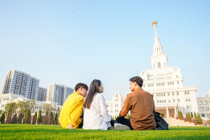 Nâng cao kỹ năng đọc hiểu tiếng Anh qua luyện tập và áp dụng phương pháp làm bài